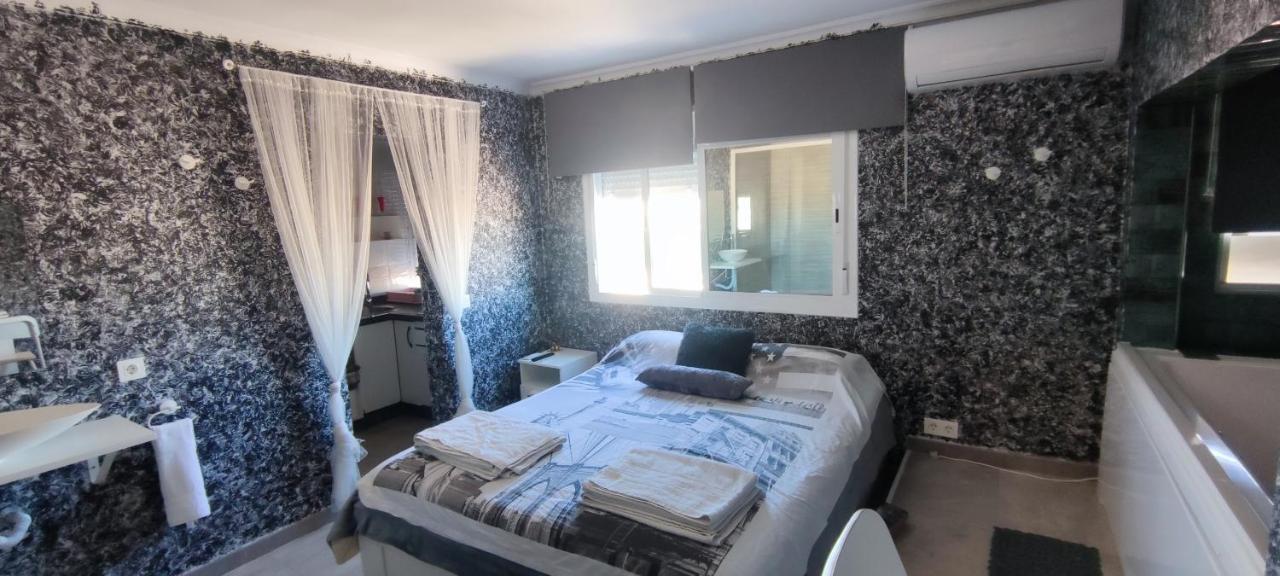 Latorre Jacuzzi Jerez Apartment Jerez de la Frontera Luaran gambar